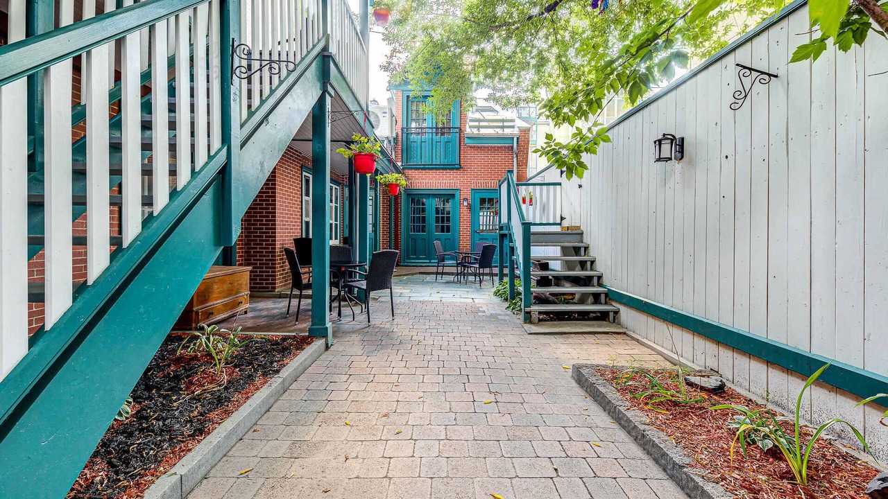 Photo of Patio Balcony in Vieux-Quebec-Cap-Blanc-colline Parlementaire
