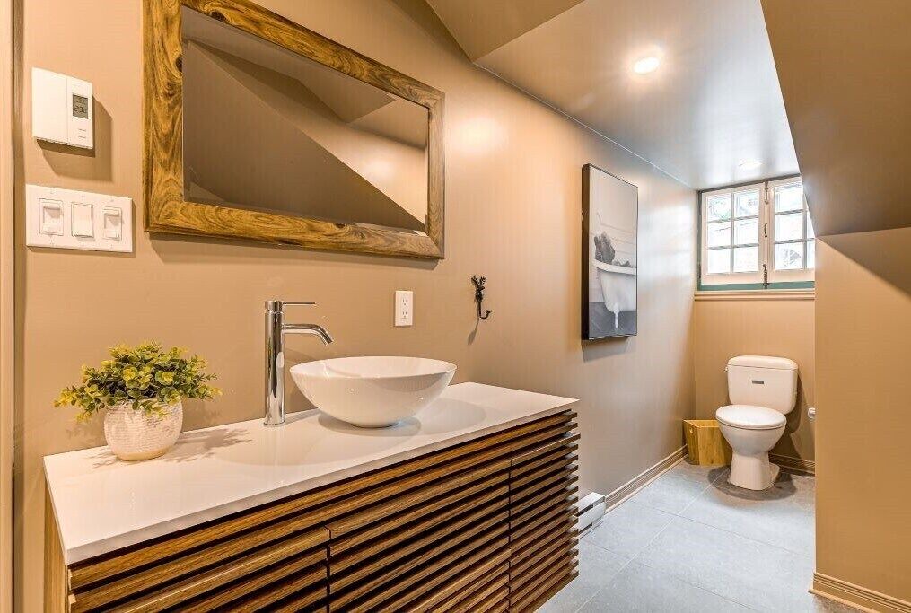 Photo of Bathroom in Vieux-Quebec-Cap-Blanc-colline Parlementaire