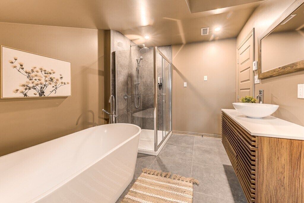 Photo of Bathroom in Vieux-Quebec-Cap-Blanc-colline Parlementaire