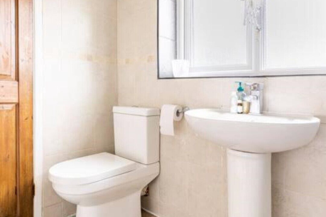 Photo of Bathroom in Heston Central