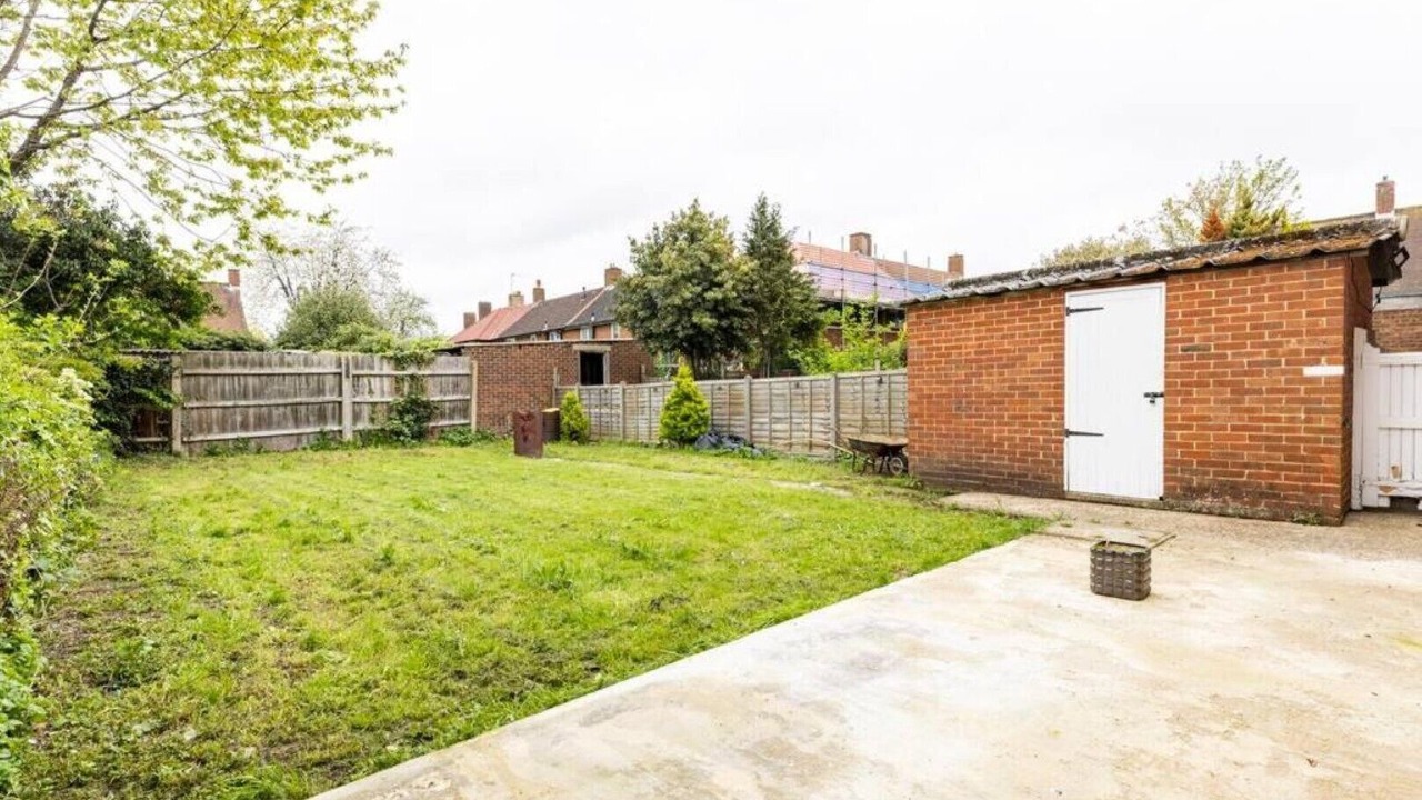 Photo of Outdoor in Heston Central