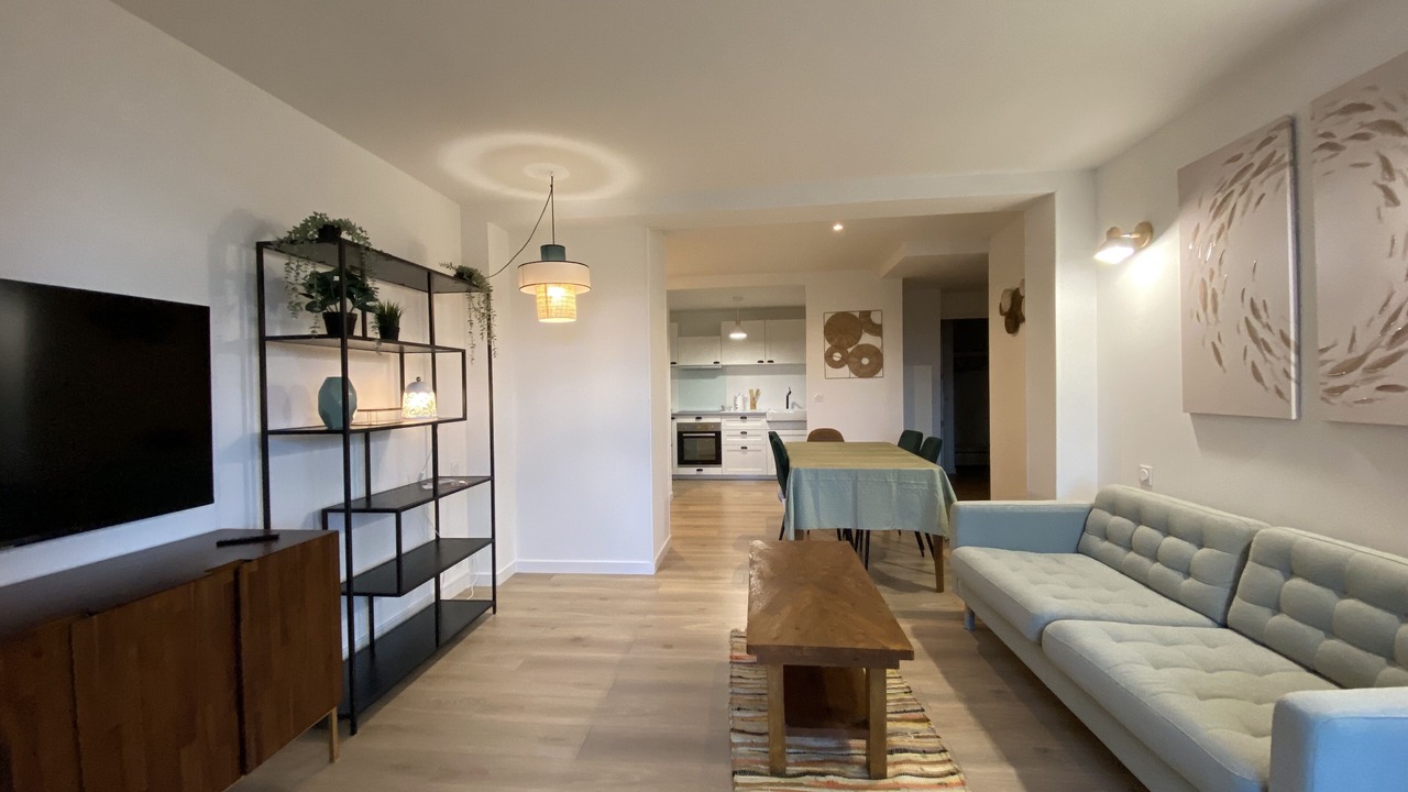 Photo of Livingroom in Homps