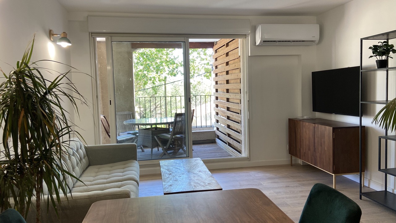 Photo of Livingroom in Homps