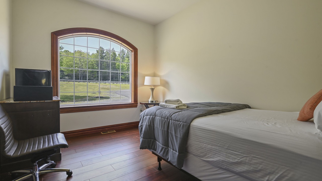 Photo of Bedroom in Albrightsville