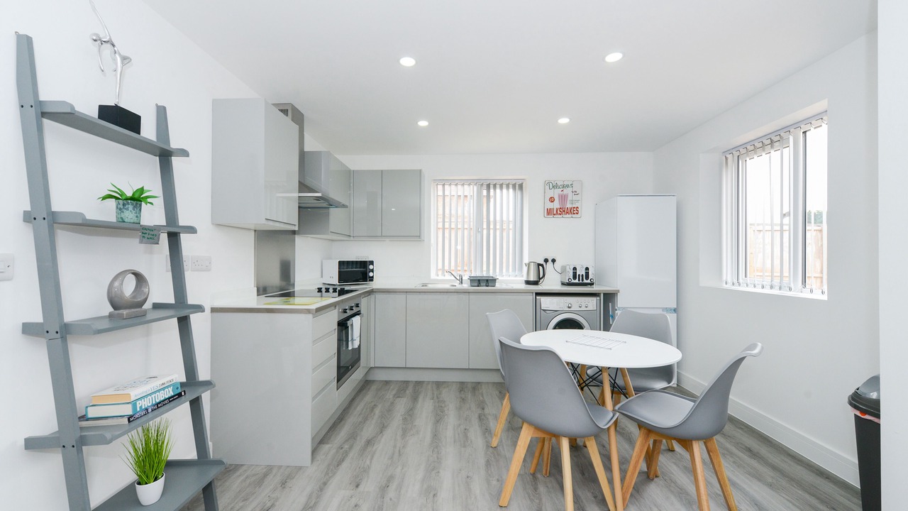 Photo of Kitchen in Gedling