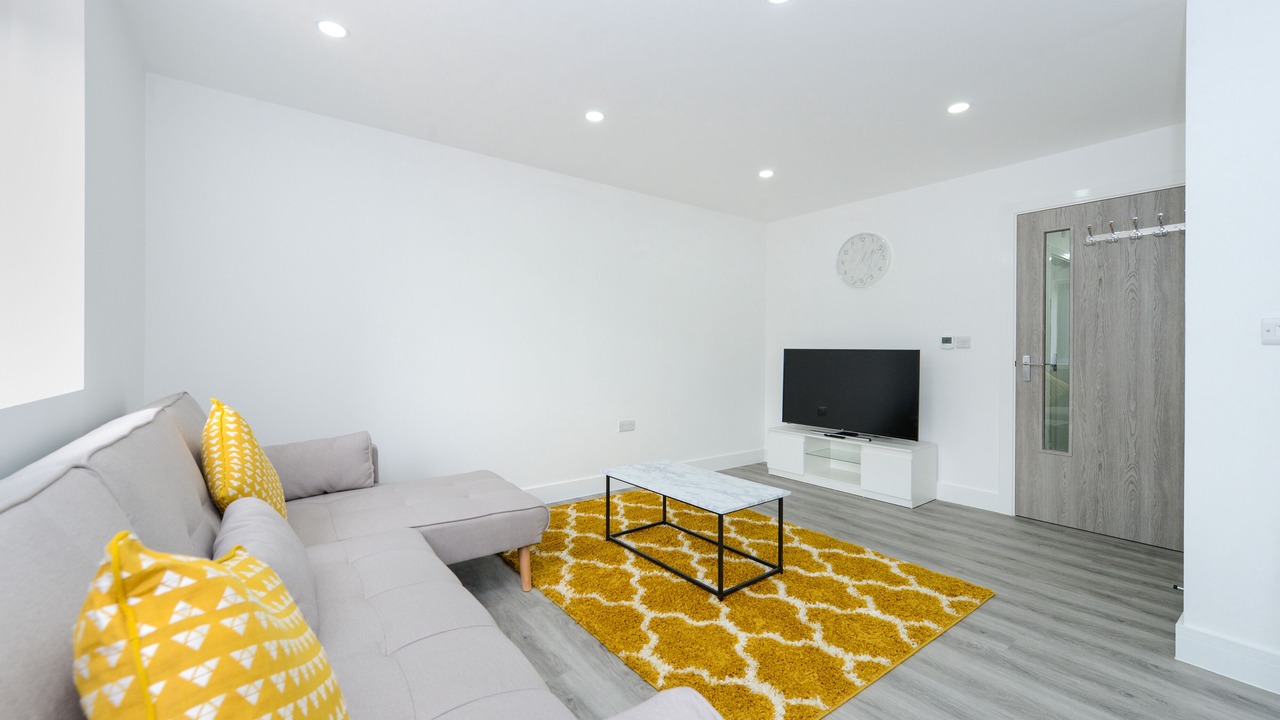 Photo of Livingroom in Gedling