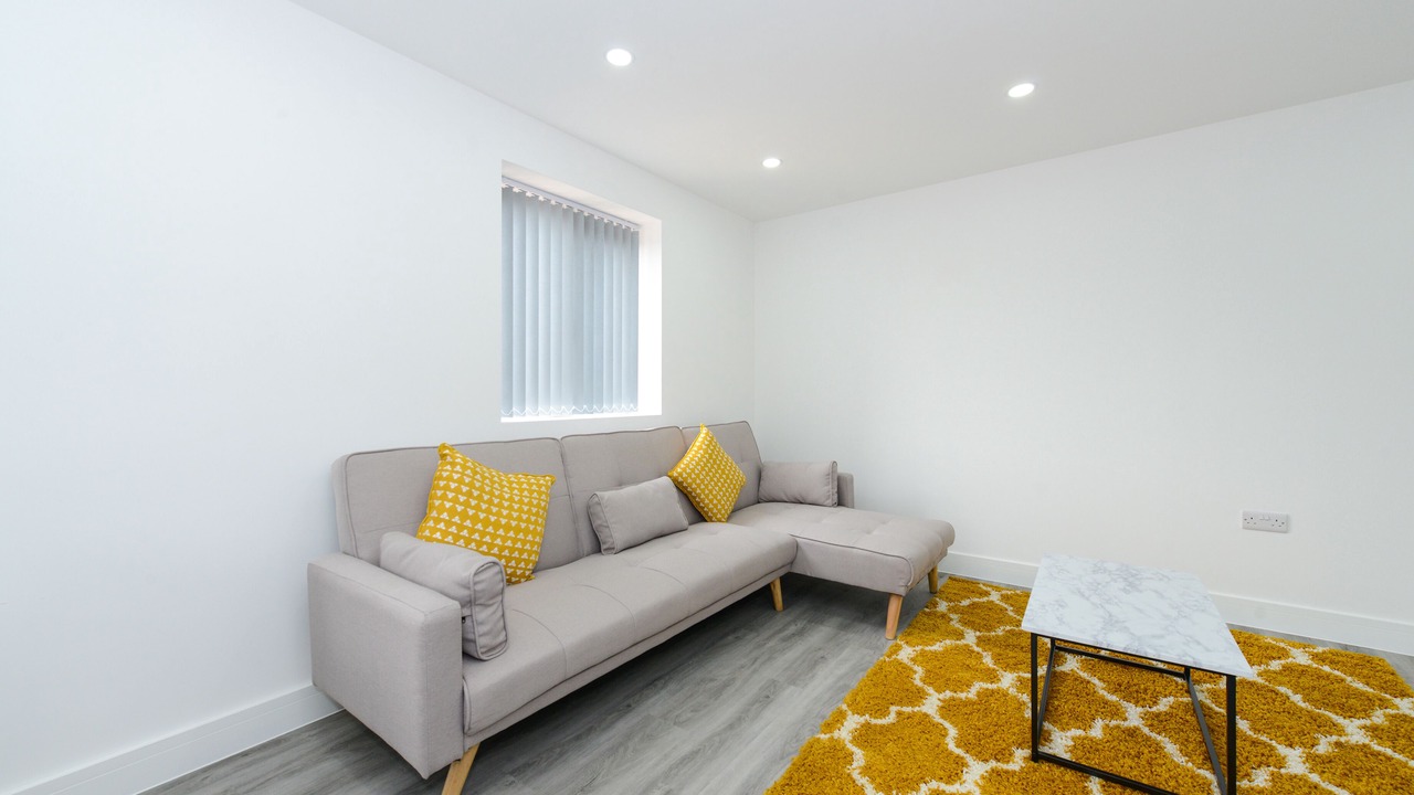 Photo of Livingroom in Gedling