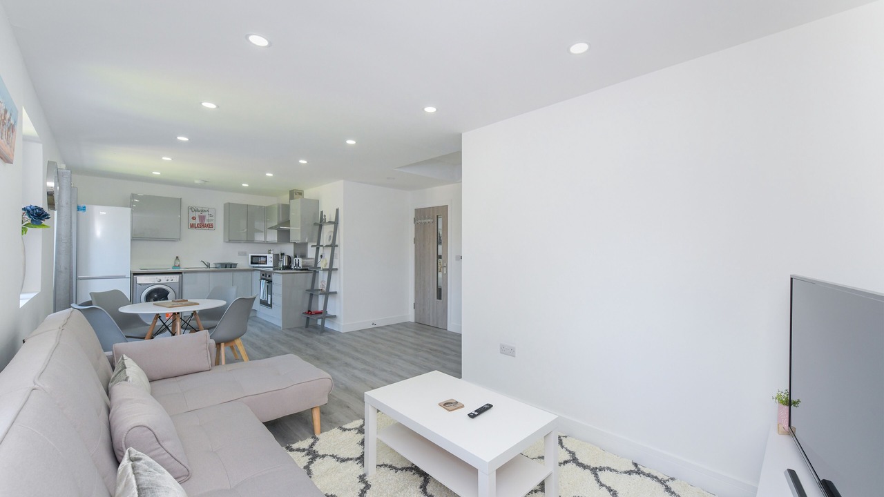 Photo of Livingroom in Gedling