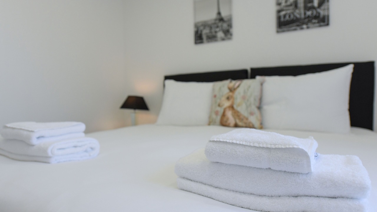 Photo of Bedroom in Gedling