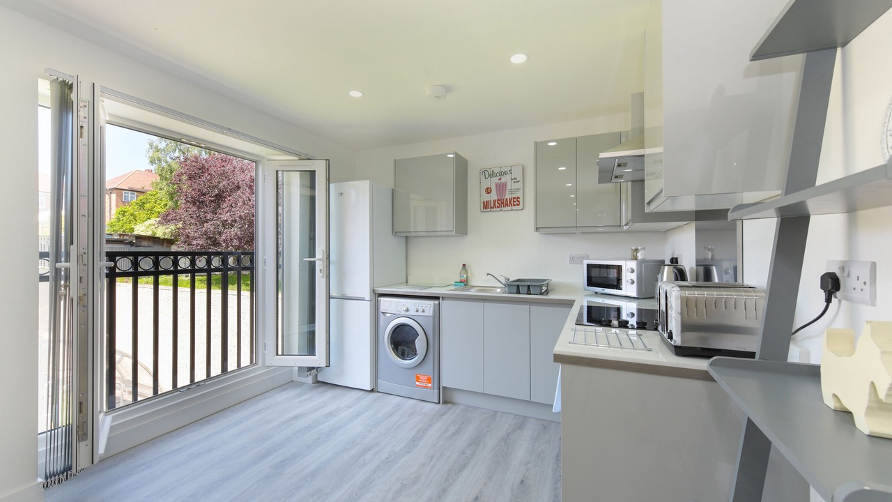 Photo of Kitchen in Gedling