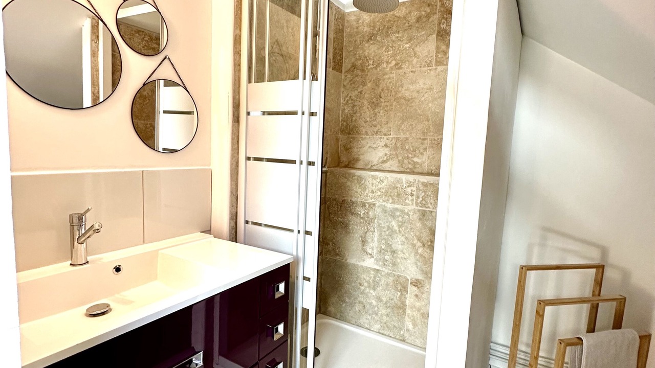 Photo of Bathroom in Culan