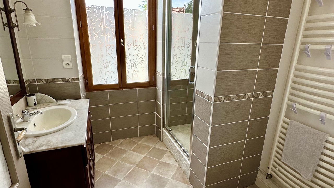 Photo of Bathroom in Culan