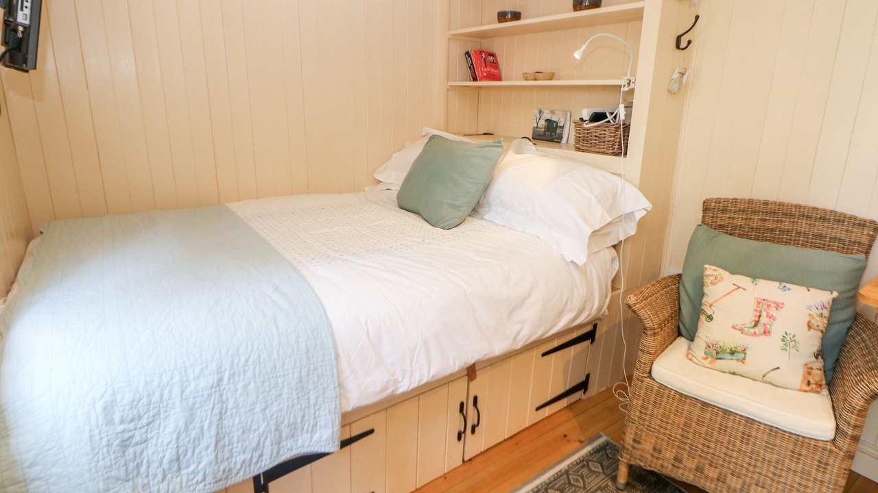 Photo of Bedroom in Castleton