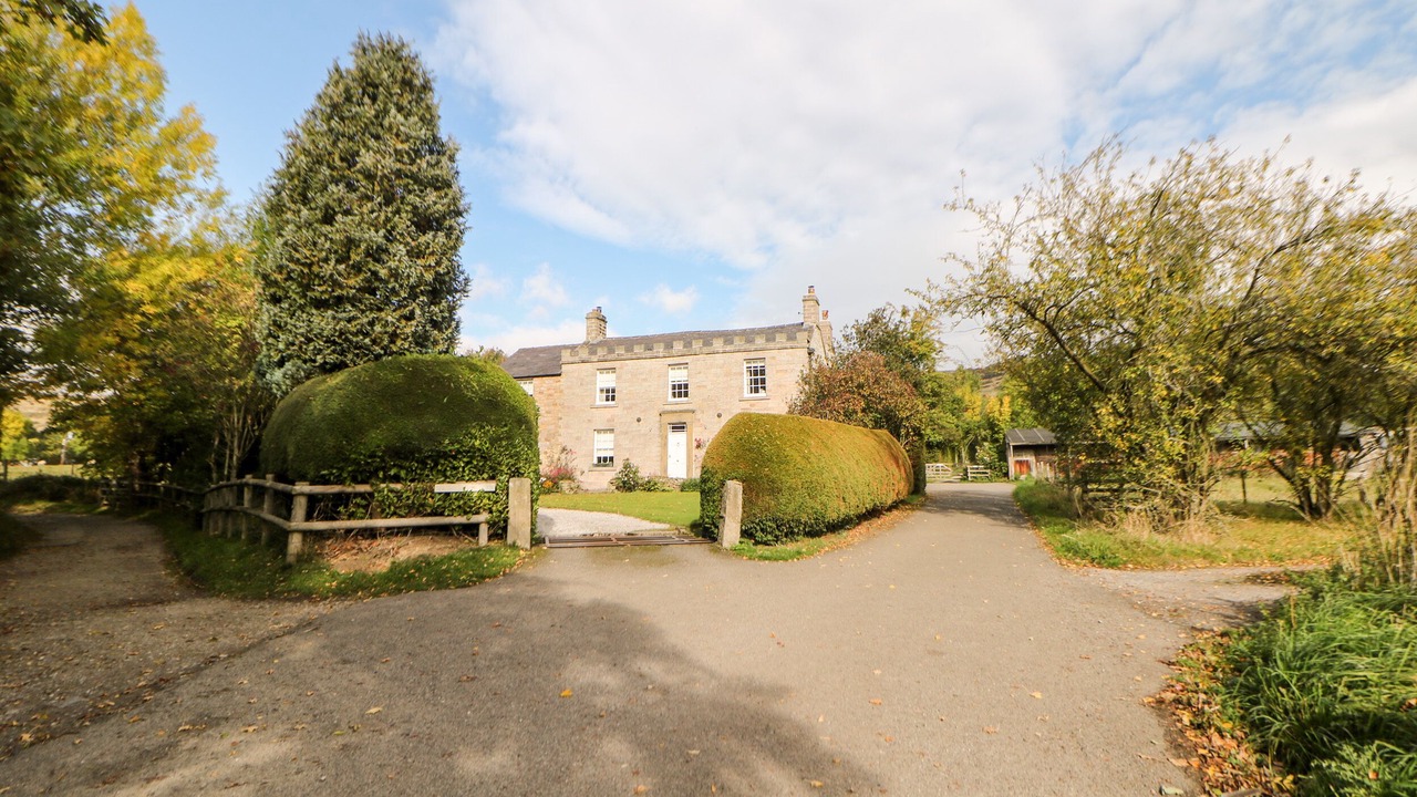 Photo of Outdoor in Castleton