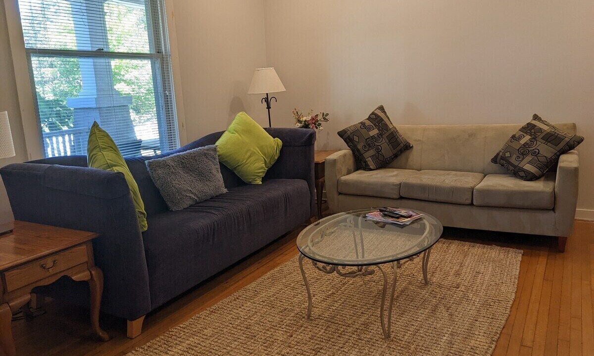 Photo of Livingroom in Downtown