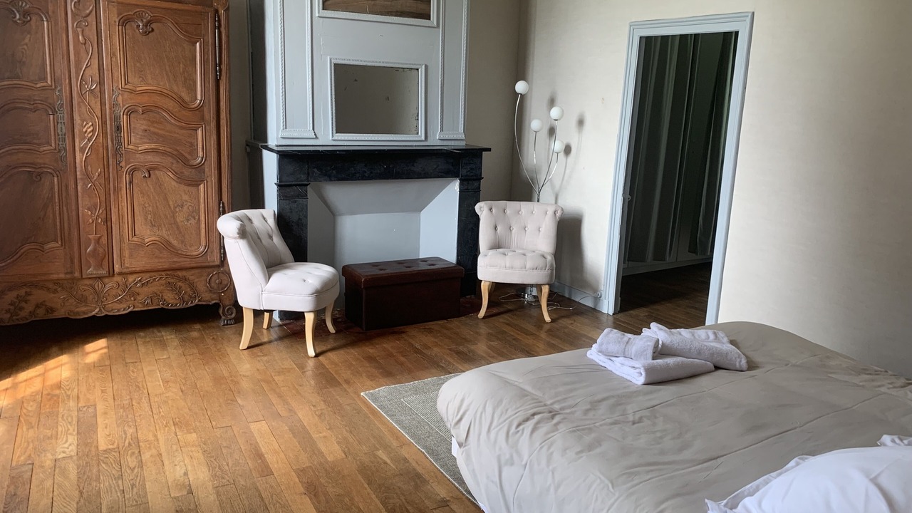 Photo of Bedroom in Becon-les-Granits