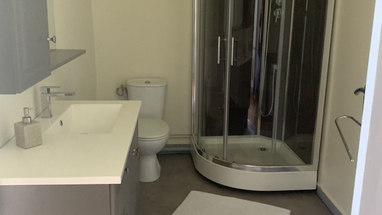 Photo of Bathroom in Becon-les-Granits