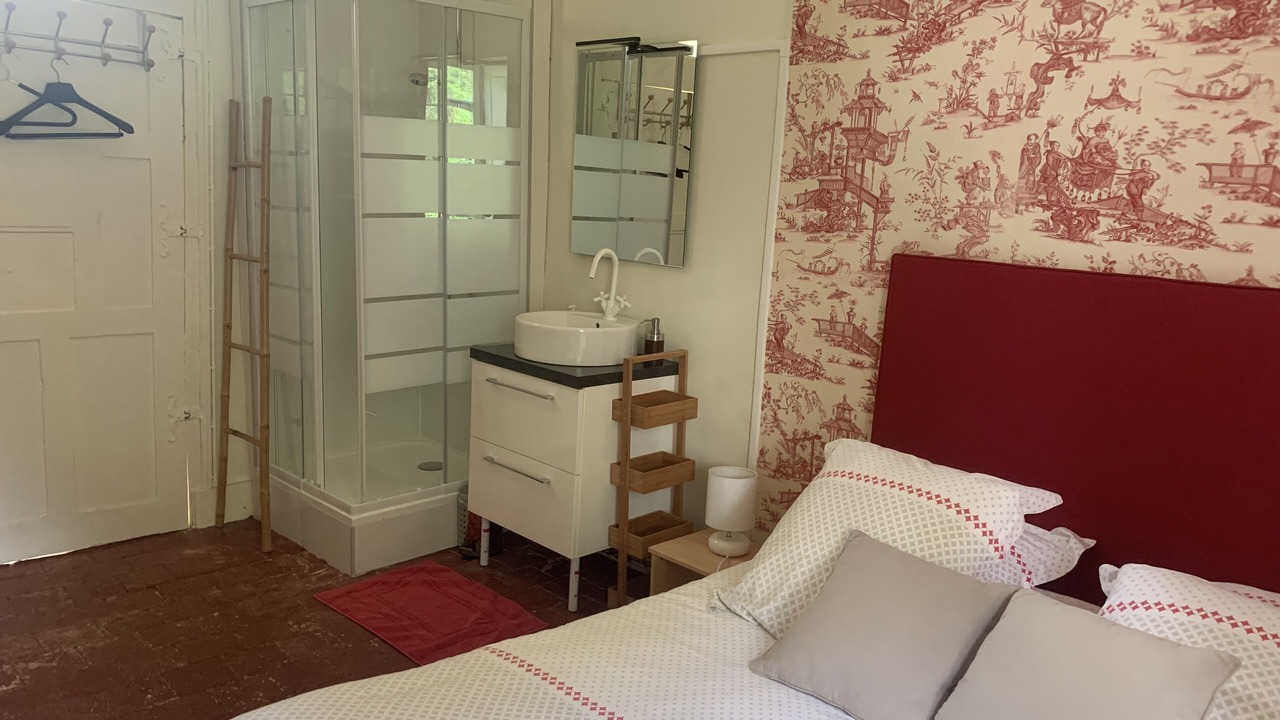 Photo of Bedroom in Becon-les-Granits