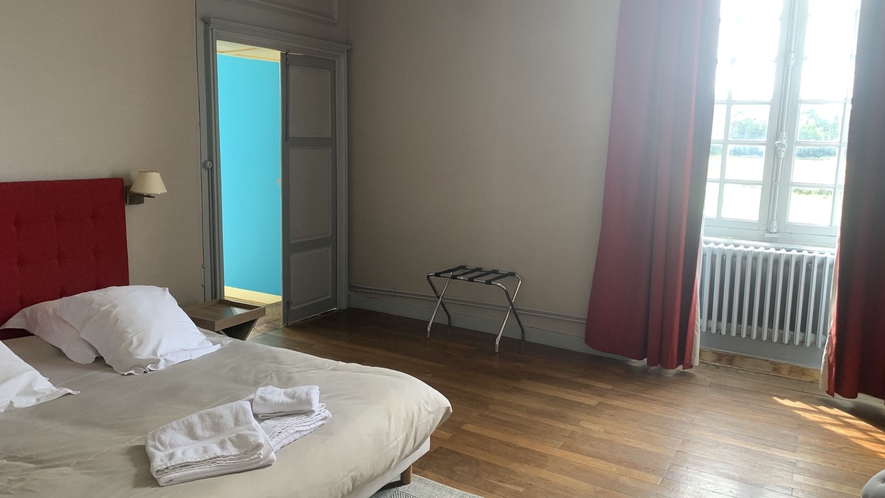 Photo of Bedroom in Becon-les-Granits