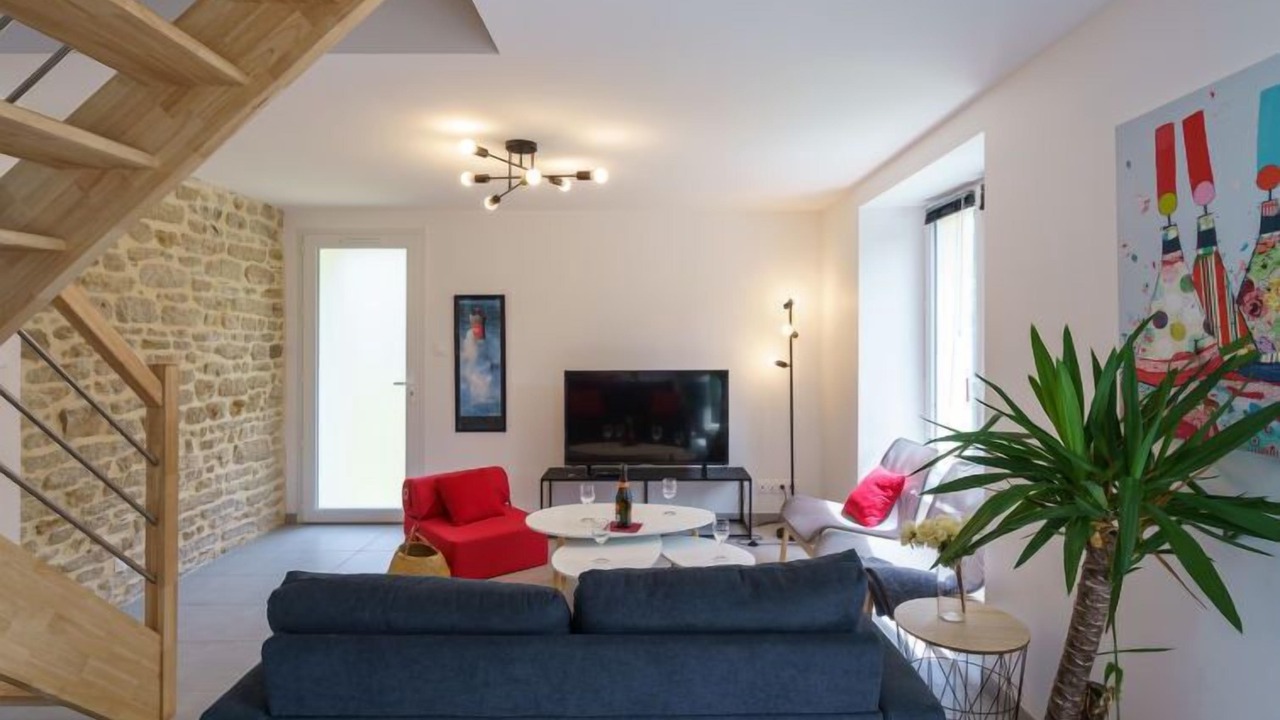 Photo of Livingroom in Plovan