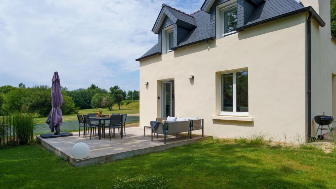 Photo of Others in Plovan