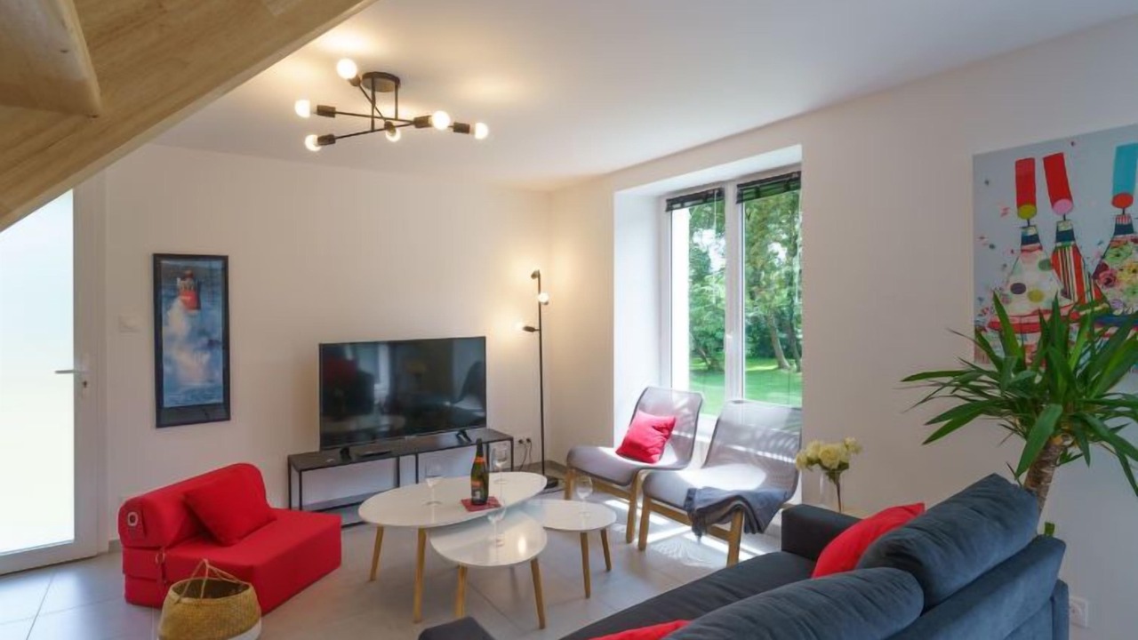 Photo of Livingroom in Plovan