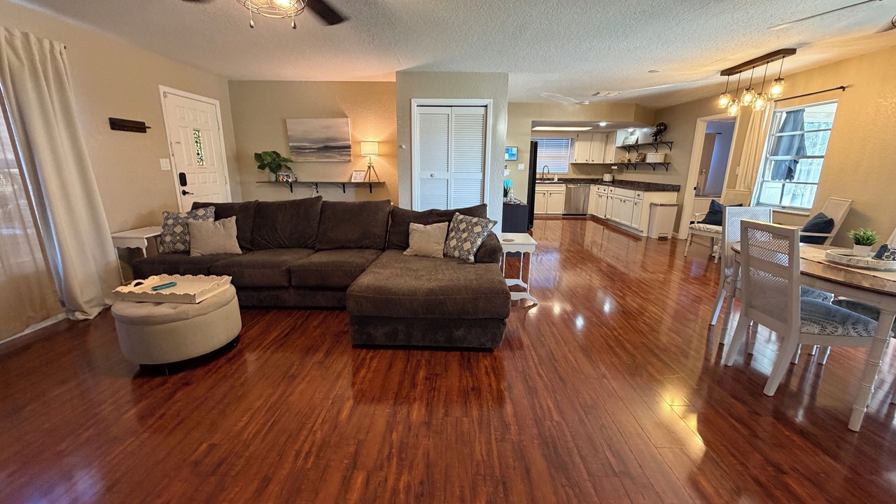 Photo of Livingroom in The Lakes