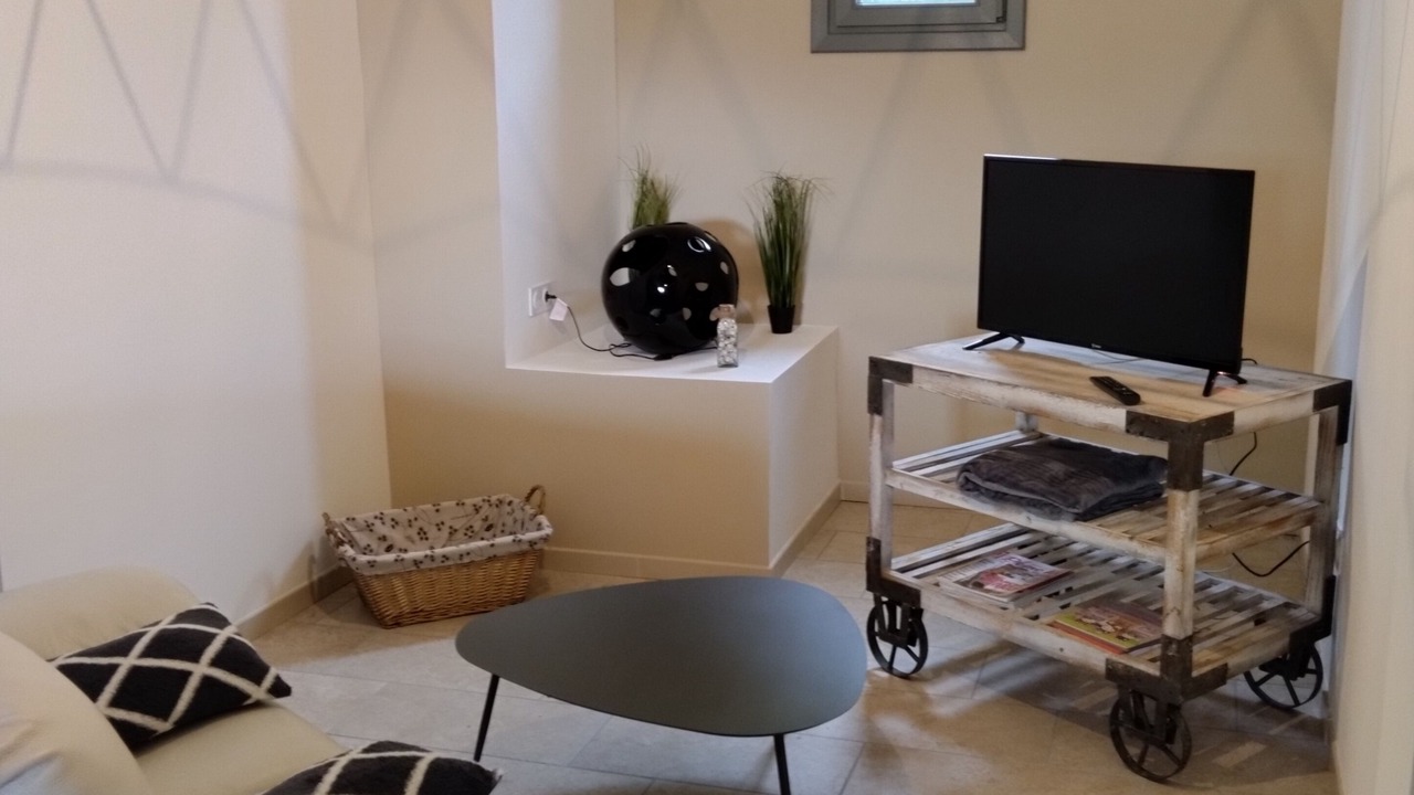 Photo of Livingroom in Saint-Christol-de-Rodieres