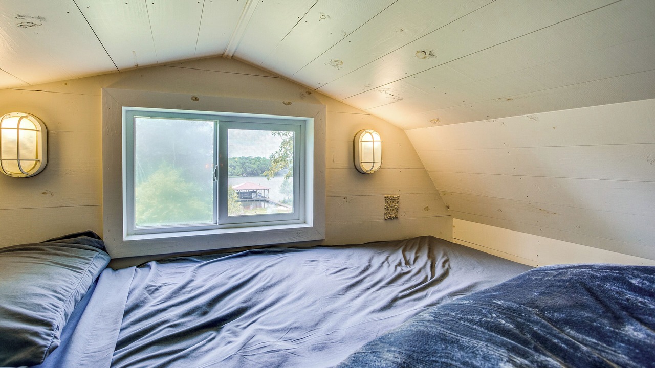 Photo of Bedroom in Wood County