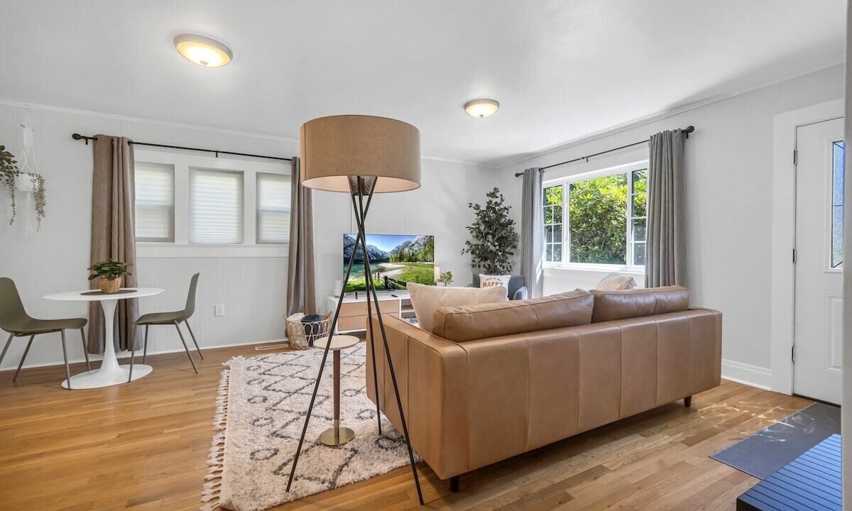 Photo of Livingroom in West Seattle