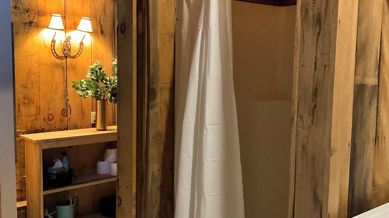Photo of Bathroom in Stanton