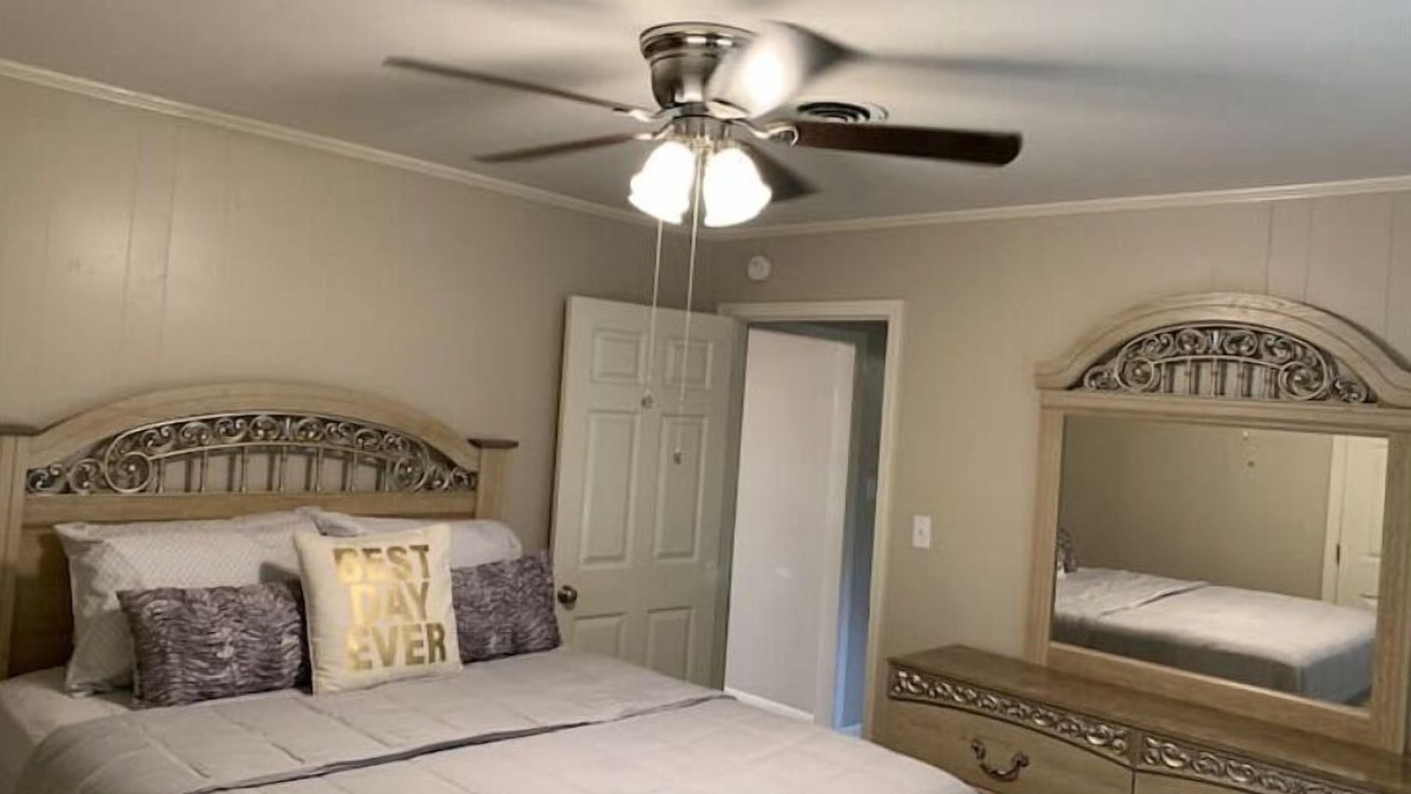 Photo of Bedroom in Fairbanks