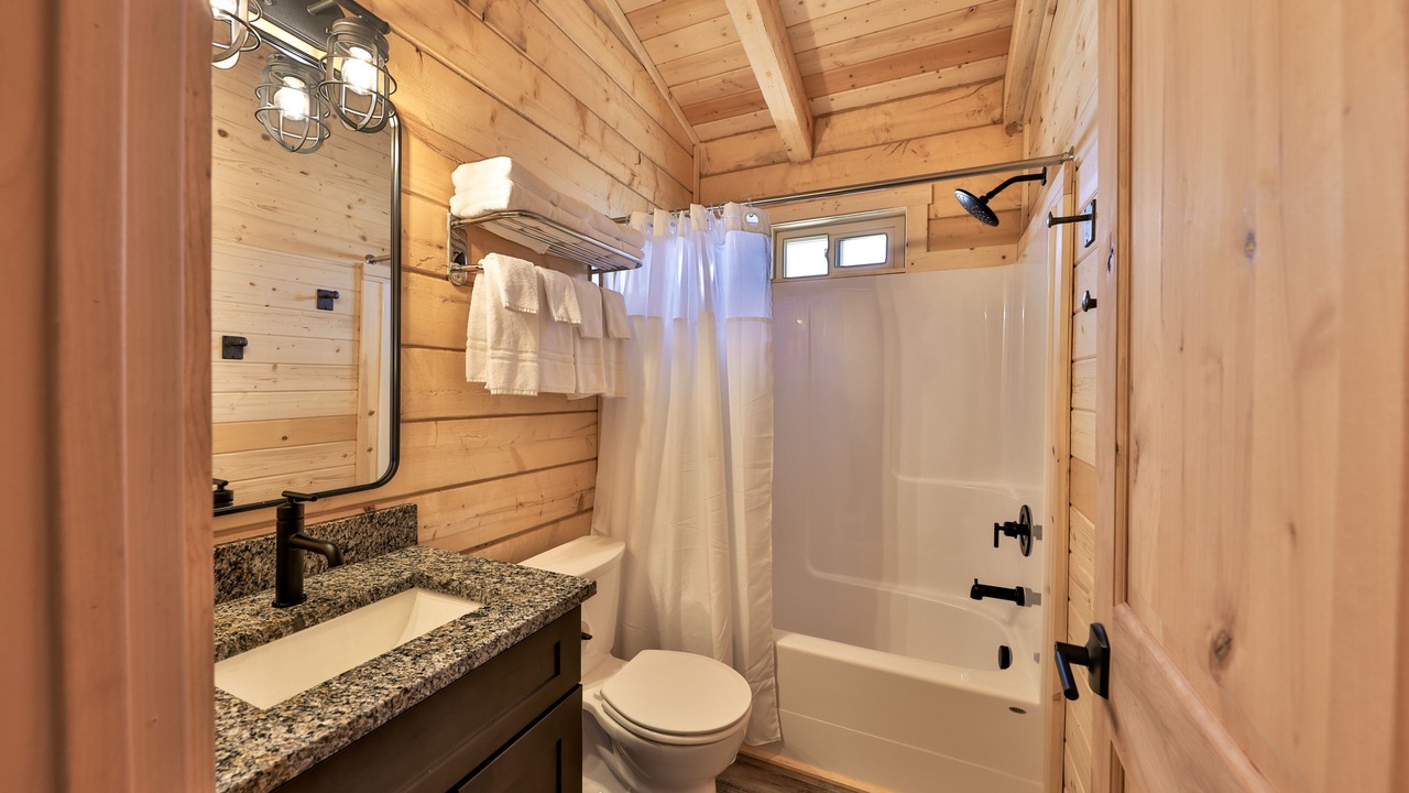 Photo of Bathroom in Hanksville
