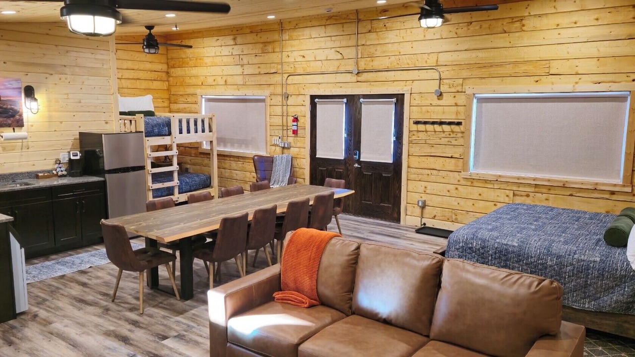 Photo of Livingroom in Hanksville
