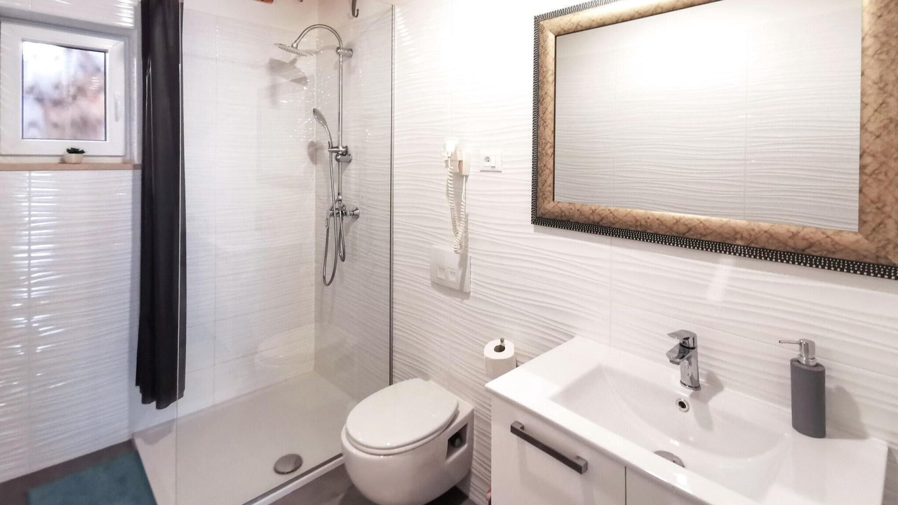 Photo of Bathroom in Obrs