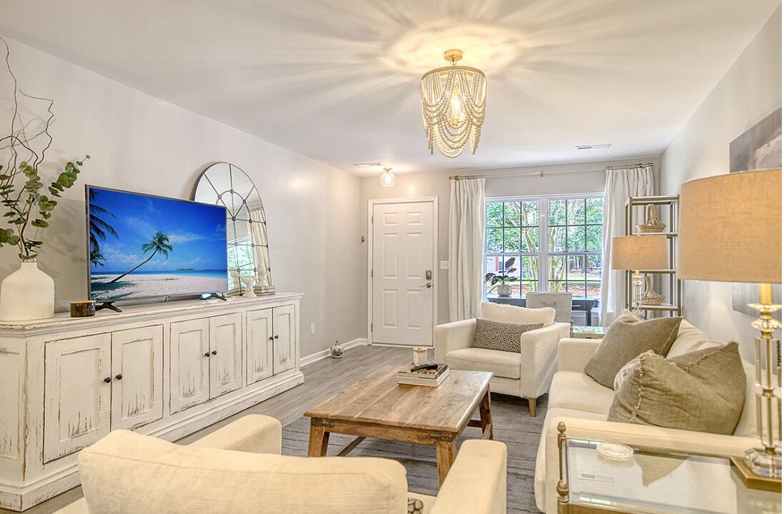 Photo of Livingroom in Charleston