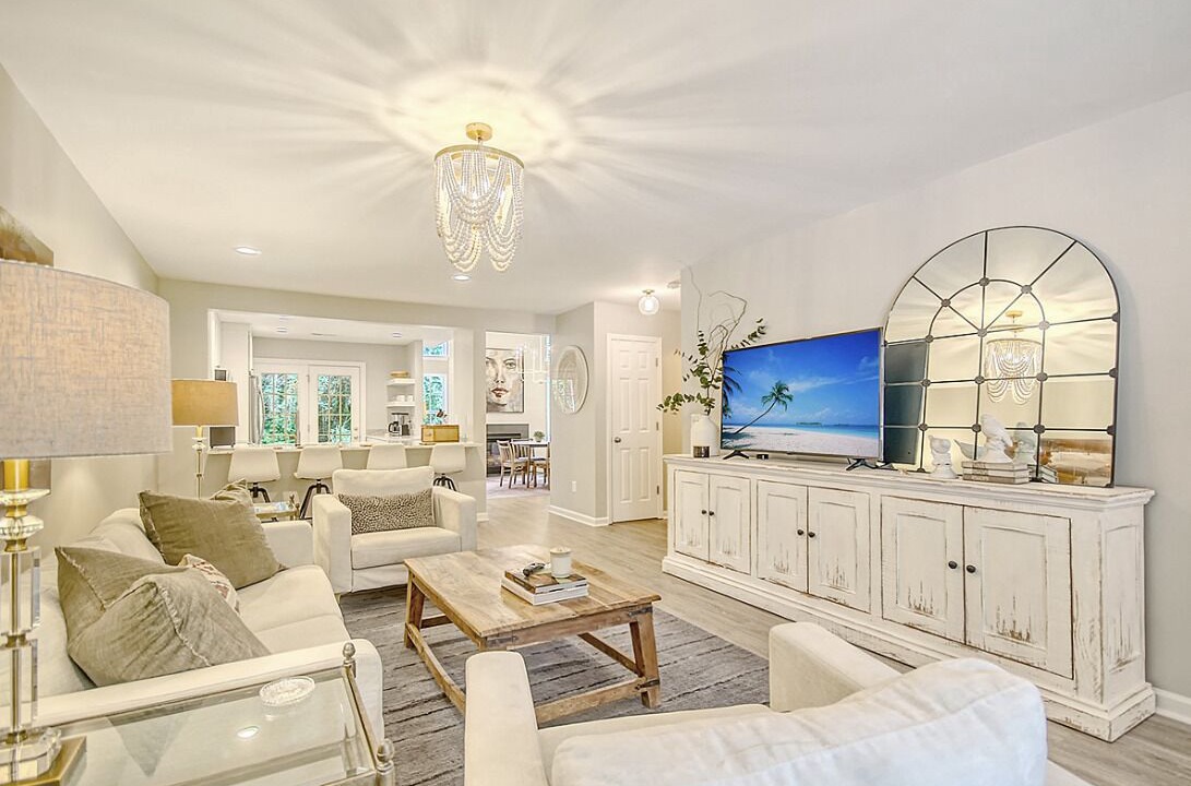Photo of Livingroom in Charleston