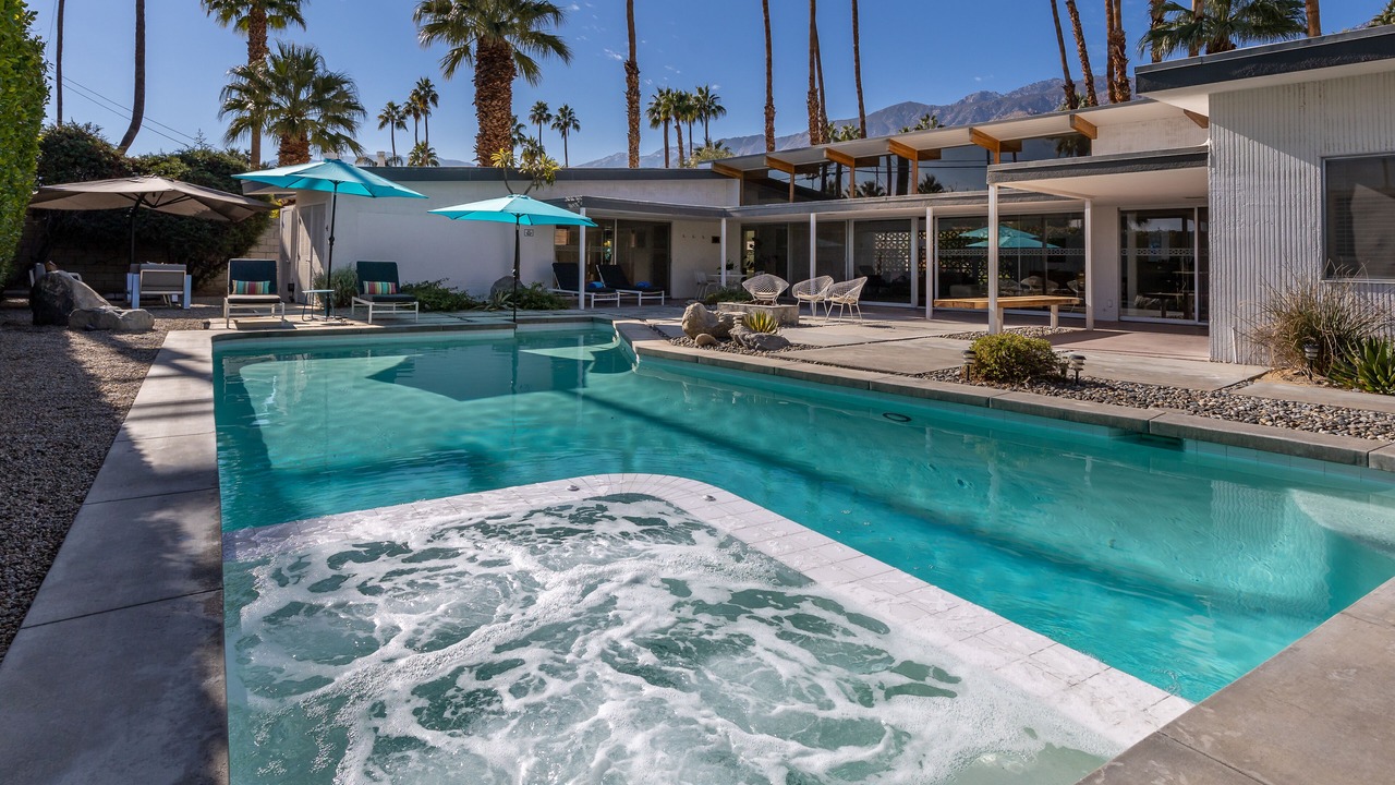 Photo of Outdoor in Sunrise Villas