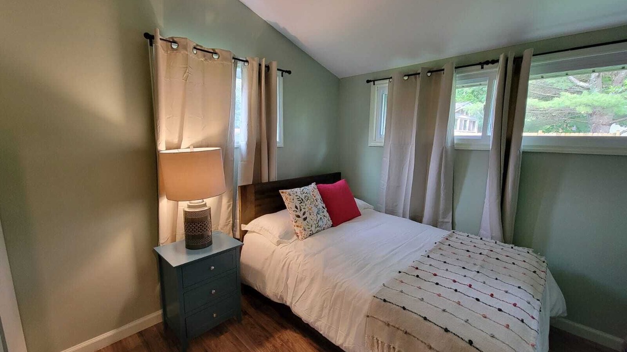 Photo of Bedroom in Mountain Dale