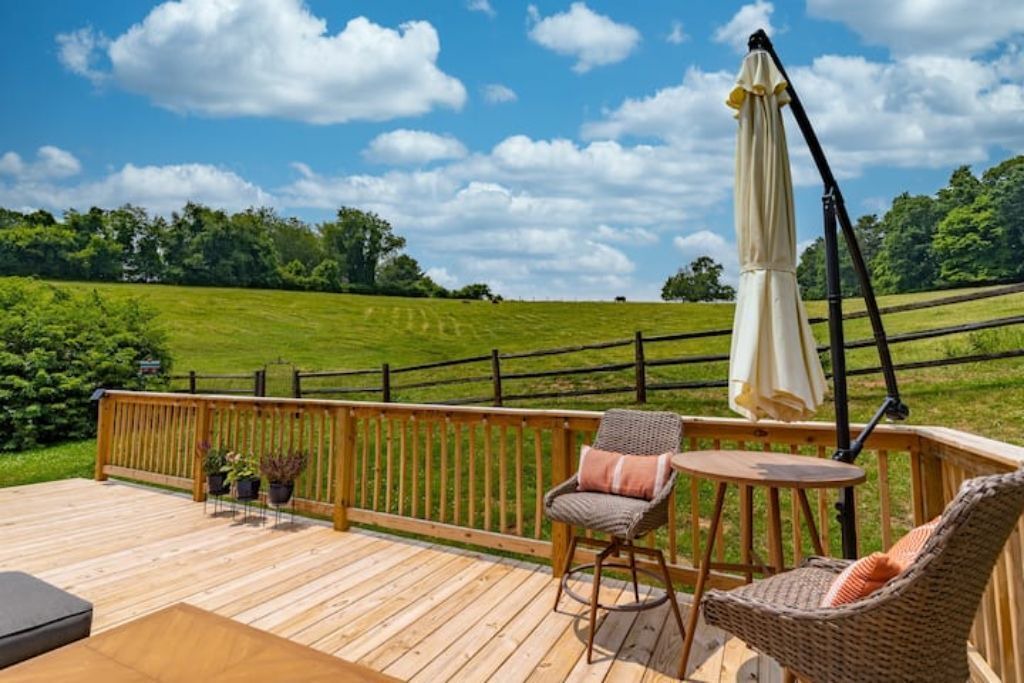 Photo of Patio Balcony in Galax