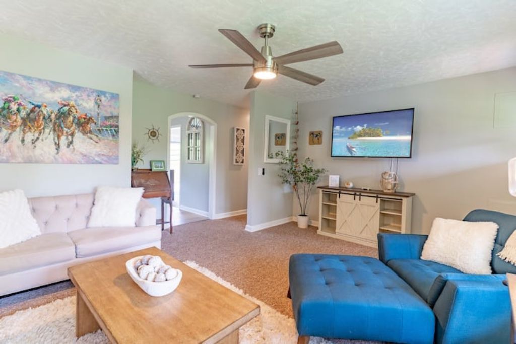 Photo of Livingroom in Galax