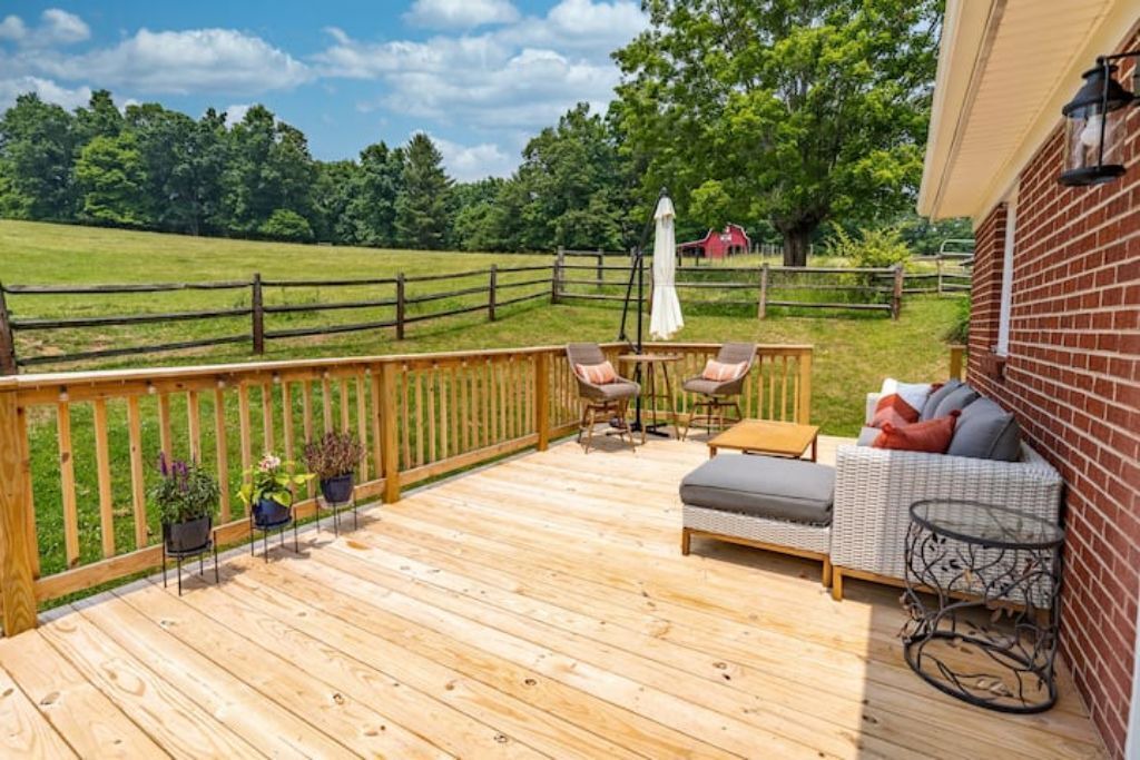 Photo of Patio Balcony in Galax