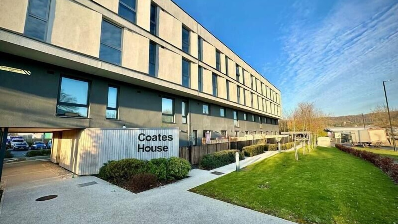 Photo of Outdoor in Pill