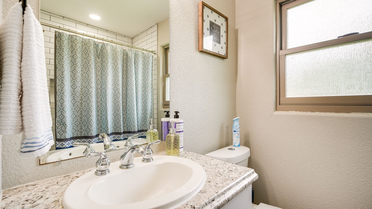 Photo of Bathroom in Shearer Hills - Ridgeview