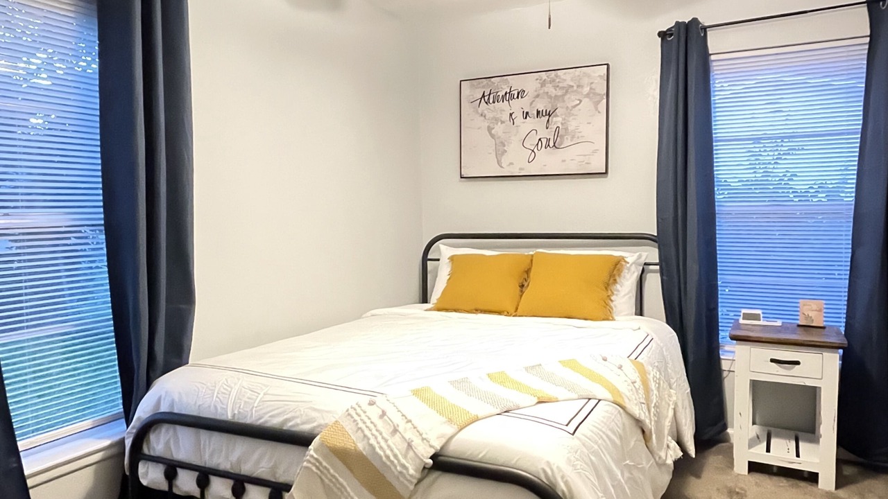 Photo of Bedroom in Harlandale