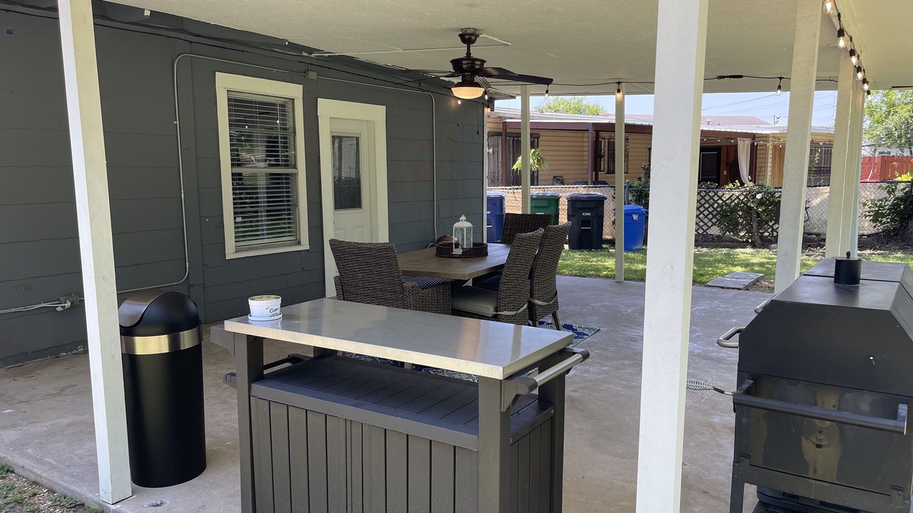 Photo of Outdoor in Harlandale