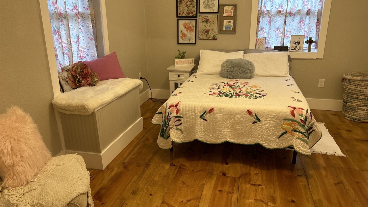 Photo of Bedroom in Taylor