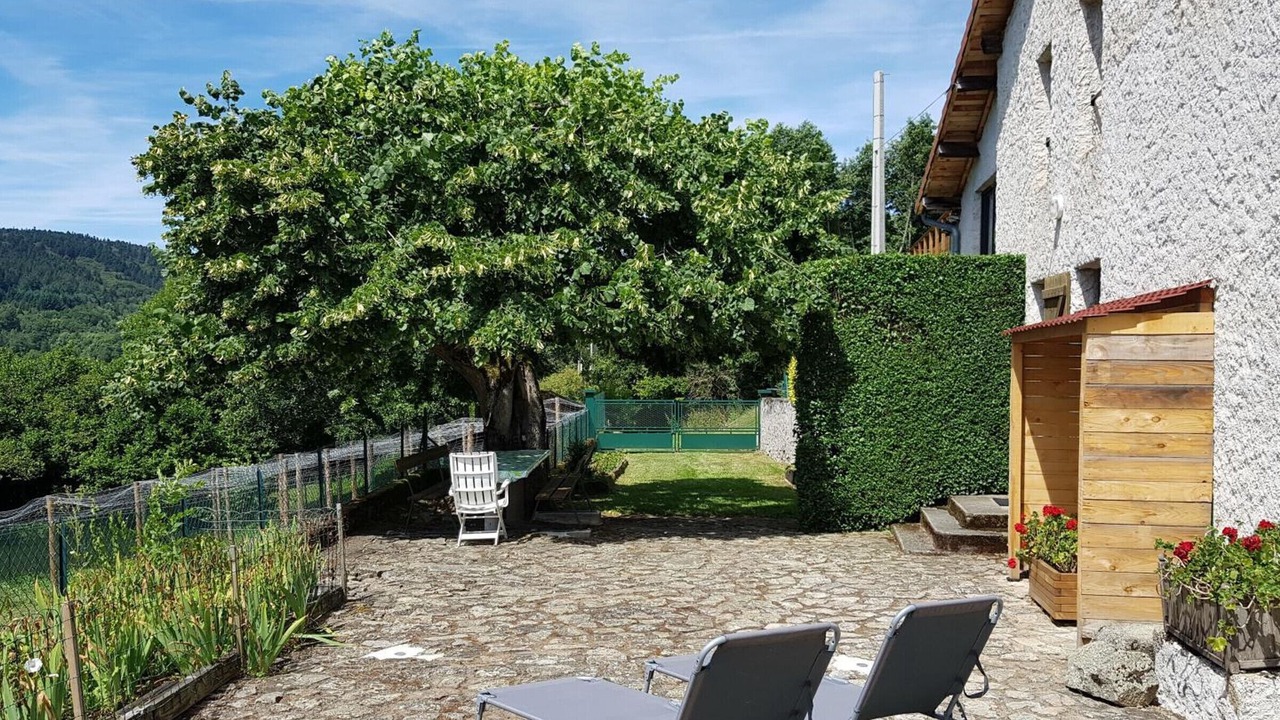 Photo of Patio Balcony in Laprugne