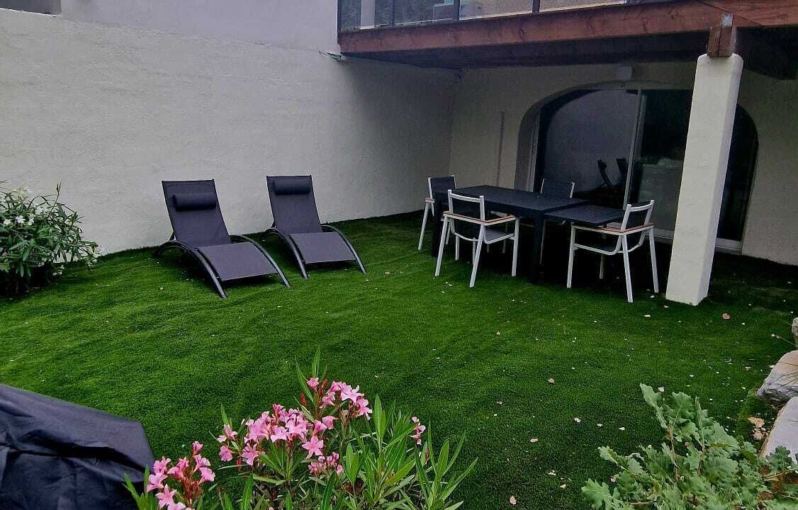 Photo of Patio Balcony in Corconne