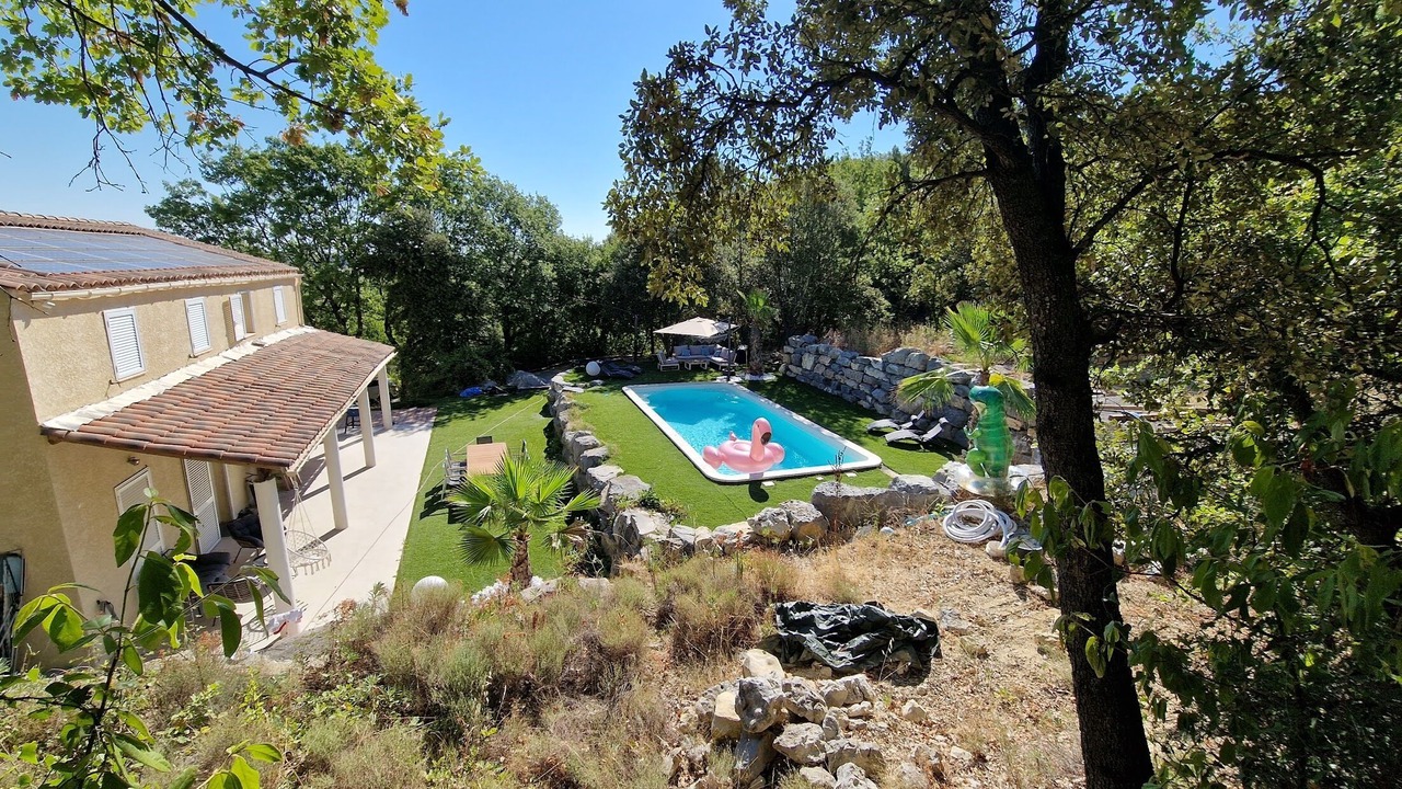 Photo of Outdoor in Corconne